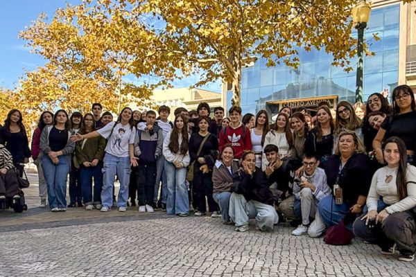 alunos-da-oficina-exploram-o-patrimonio-historico-e-cultural-de-aveiro